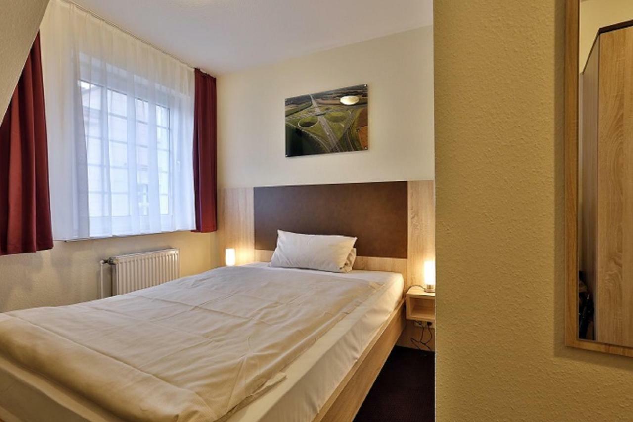 Hotel Stadt 卡门 外观 照片